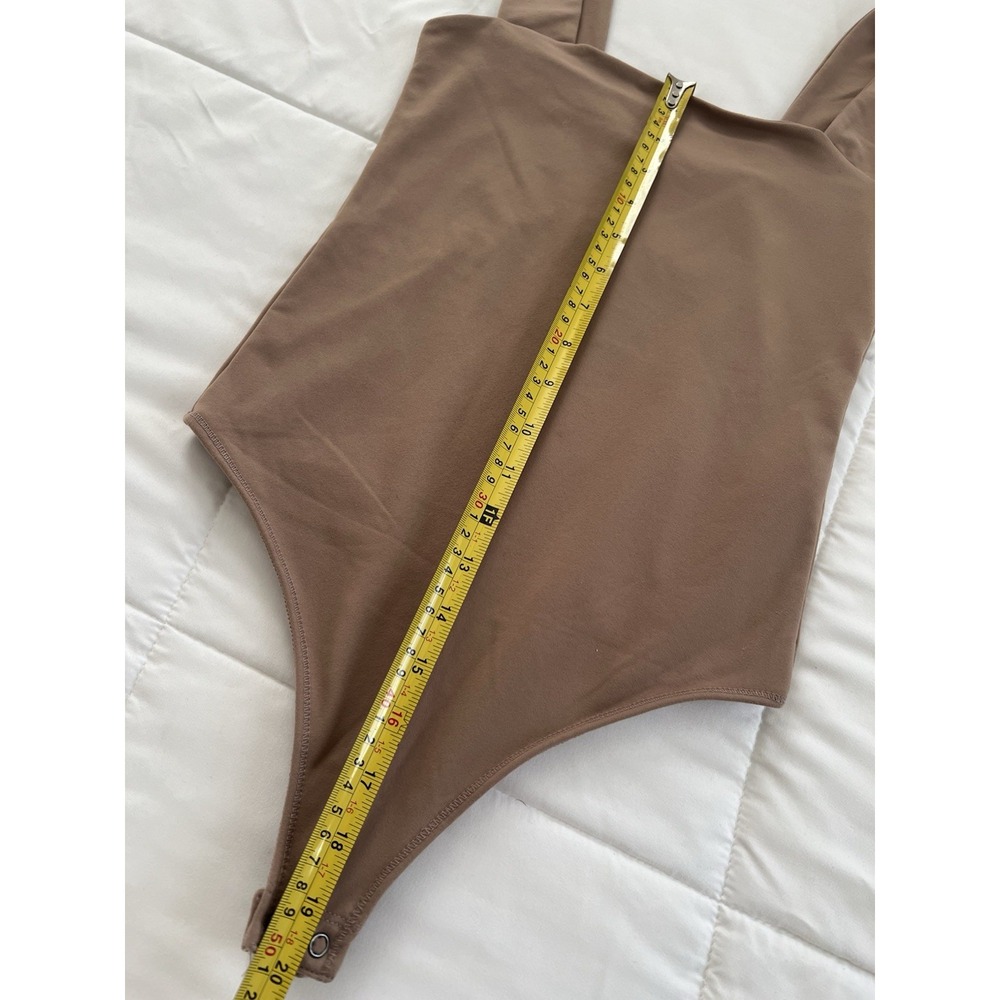 Abercrombie & Fitch Square Neck Sleeveless Soft Brown Thong Bodysuit Size XS - Picture 5 of 7
